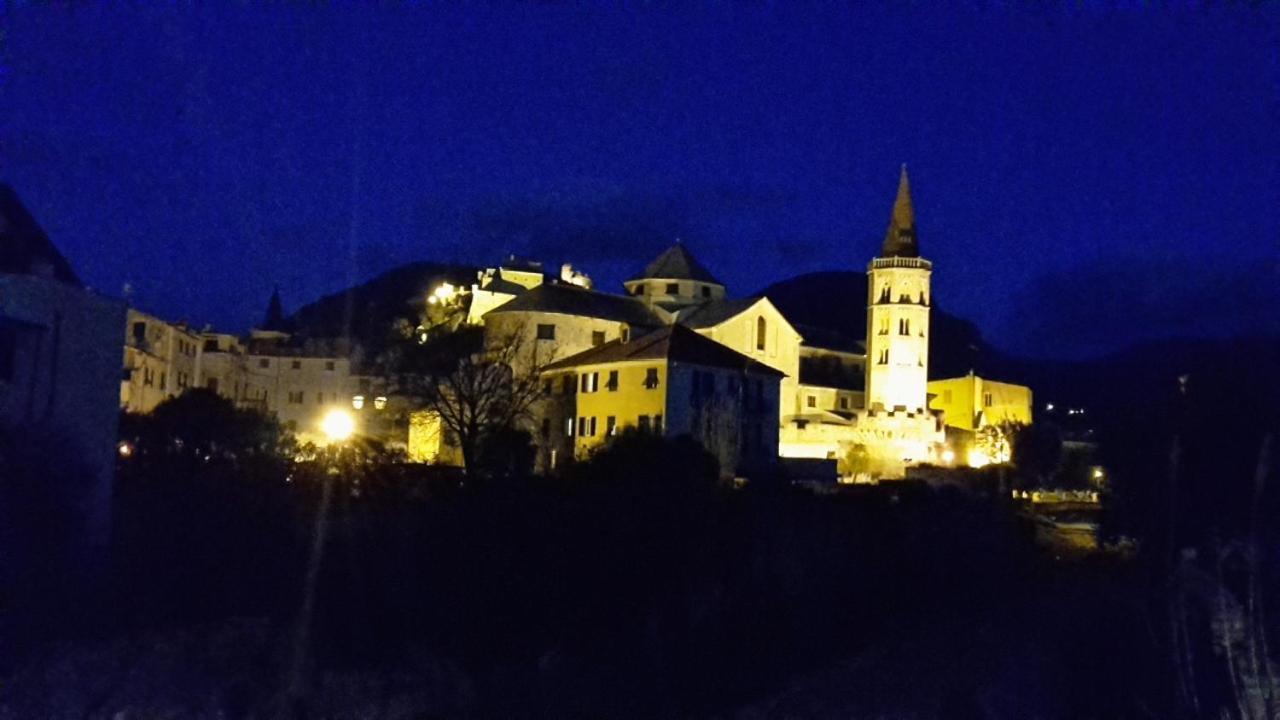 Apartamento casa Mariuccia Finale Ligure Exterior foto